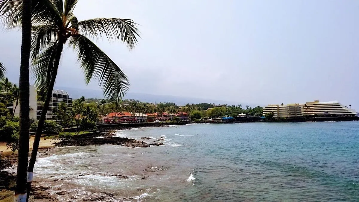 Tiki Hale Lua At The Surf And Racquet Club Villa Kailua-Kona United States